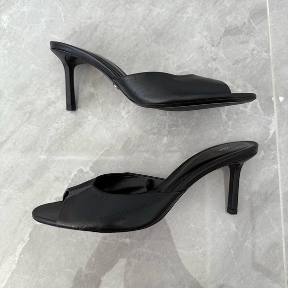 NWOT Women’s Zara Leather Mule Slip On Heel Open Toe Sandals UK 8 EU 41 1303/210 - Picture 10 of 15